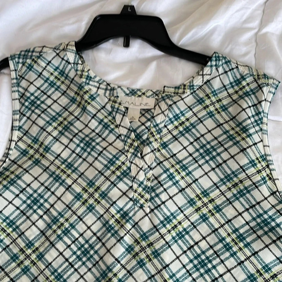 emaline Tops - Emaline Sz XL plaid v neck dressy tank. Black. Aqua. Measurements in pics.